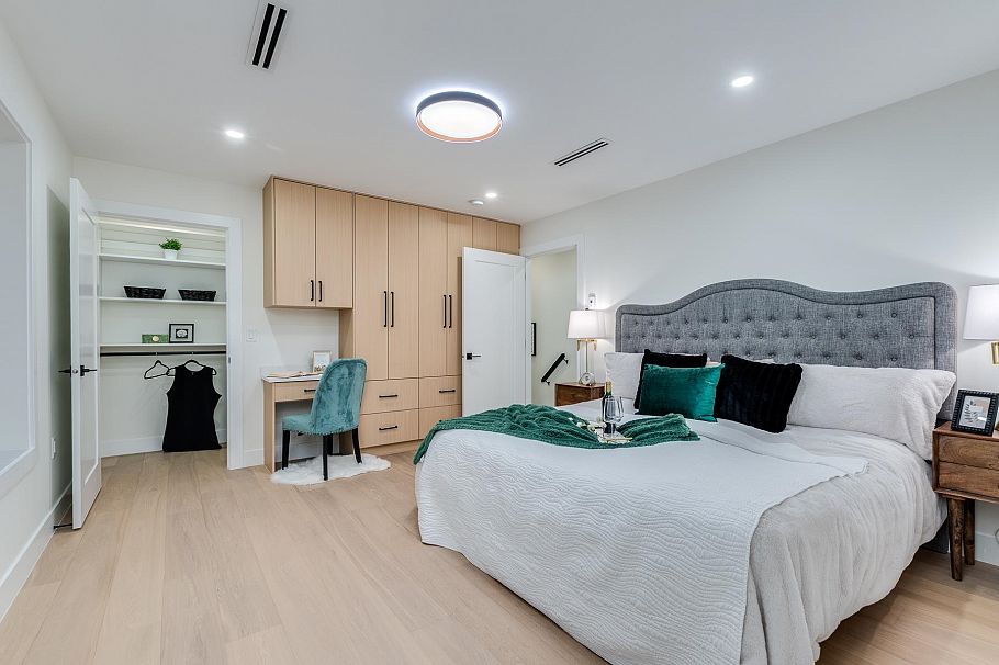 1 5461 Rhodes Street Vancouver, BC - 15
