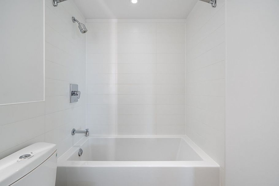 1006 983 E Hastings Street Vancouver, BC - 13