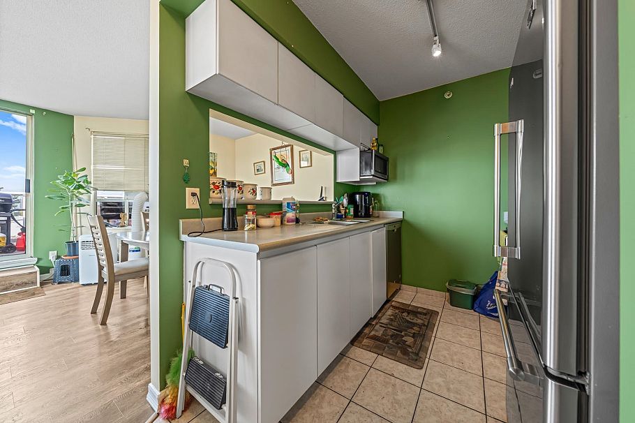 1405 3489 Ascot Place Vancouver, BC - 10