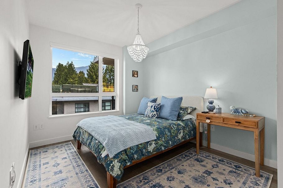 402 3220 Connaught Crescent North Vancouver, BC - 12