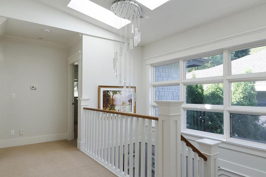 1255 W 26th Avenue Vancouver, BC - 10