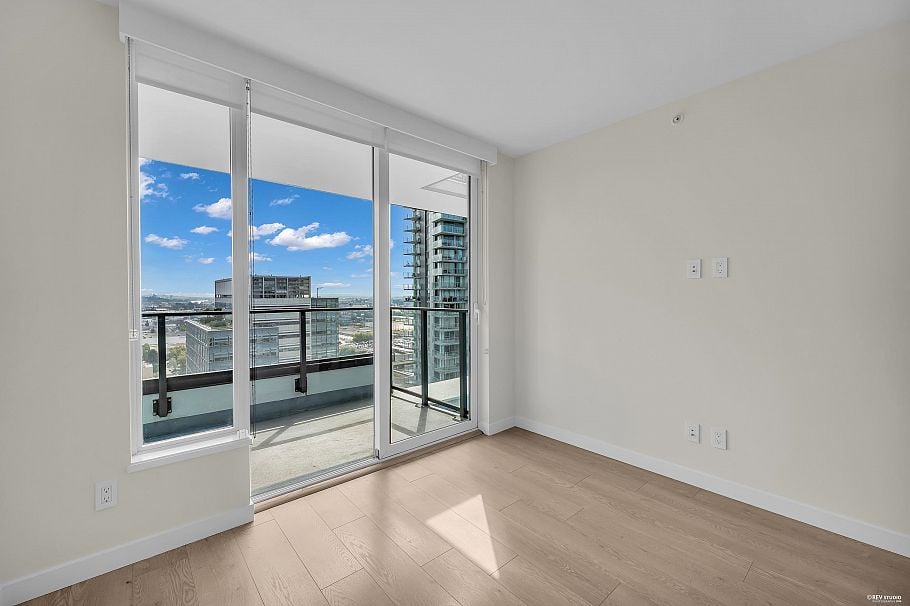 2405 8189 Cambie Street Vancouver, BC - 7