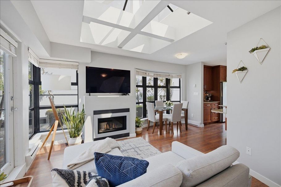 401 3673 W 11th Avenue Vancouver, BC - 9