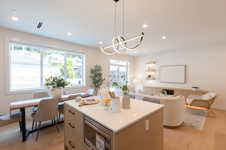 4 3615 Turner Street Vancouver, BC - 8