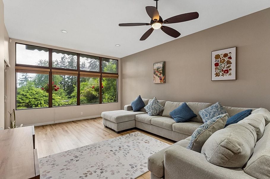 550 Ventura Crescent North Vancouver, BC - 6
