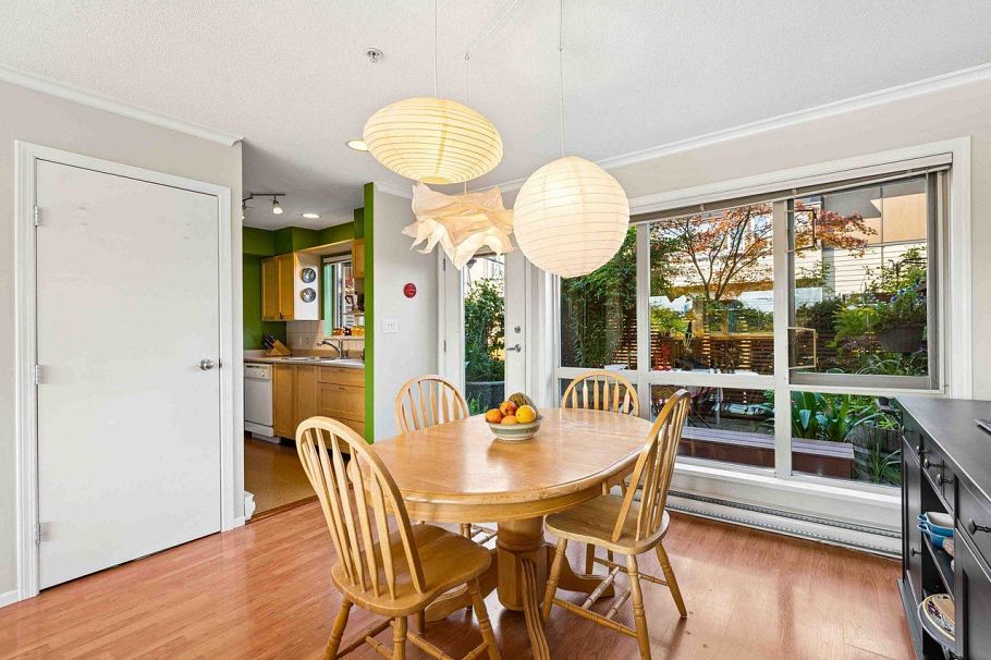 13 2389 Charles Street Vancouver, BC - 19