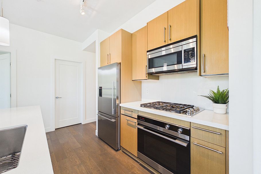 202 5325 West Boulevard Vancouver, BC - 18