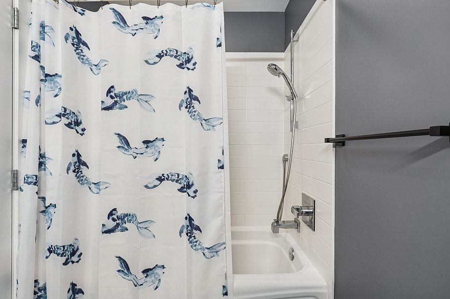 303 116 W 23rd Street North Vancouver, BC - 19