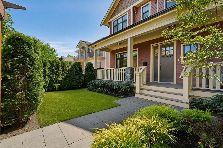 1234 E 19th Avenue Vancouver, BC - 22