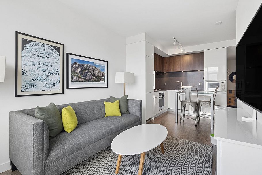 604 209 E 7th Avenue Vancouver, BC - 7