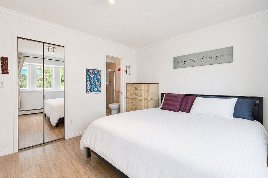 2183 Napier Street Vancouver, BC - 20
