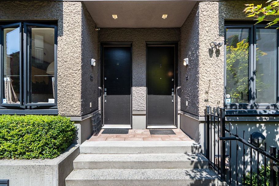 1 1425 W 11th Avenue Vancouver, BC - 36