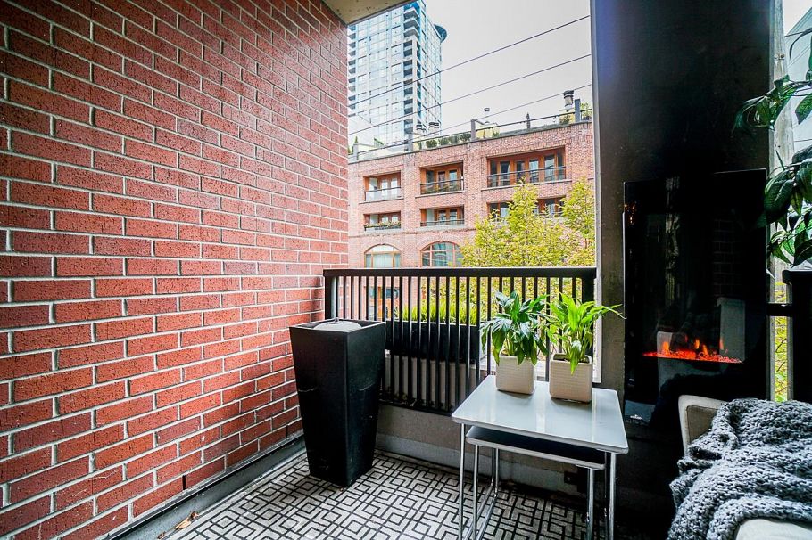 205 531 Beatty Street Vancouver, BC - 15