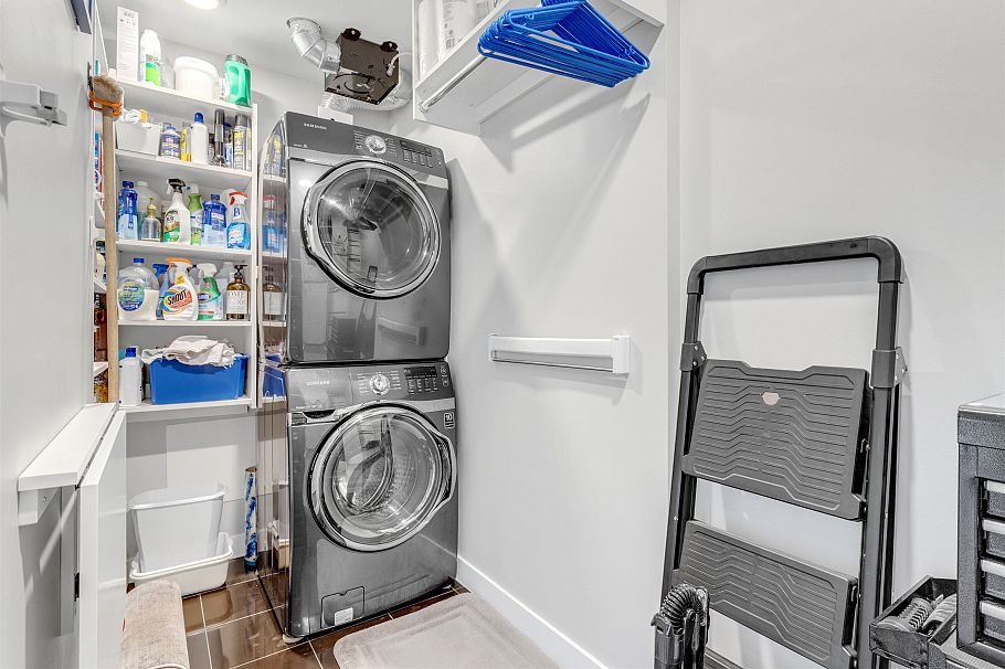 2101 110 Switchmen Street Vancouver, BC - 30