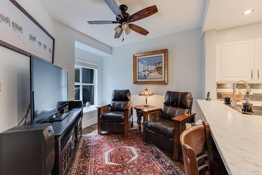 116 3600 Windcrest Drive North Vancouver, BC - 11