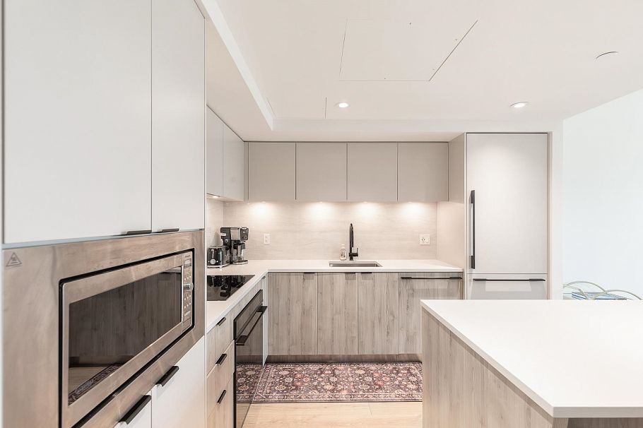 107 755 Harbourside Drive North Vancouver, BC - 12