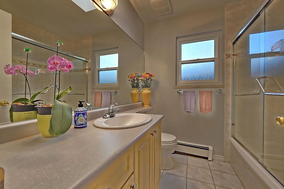 5521 Dundee Street Vancouver, BC - 11