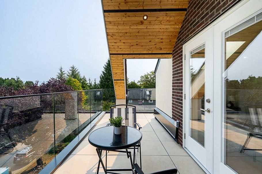 1 456 E 38th Avenue Vancouver, BC - 31