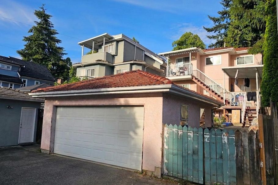 5521 Dundee Street Vancouver, BC - 33