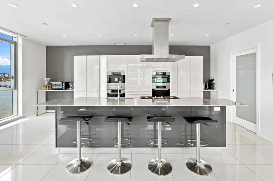 1701 277 Thurlow Street Vancouver, BC - 11