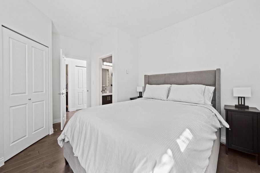 313 1675 W 10th Avenue Vancouver, BC - 15