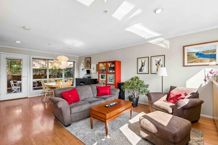 13 2389 Charles Street Vancouver, BC - 6