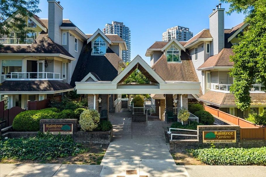 207 3638 Rae Avenue Vancouver, BC - 26