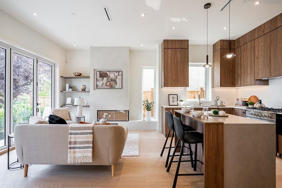 1 456 E 38th Avenue Vancouver, BC - 8