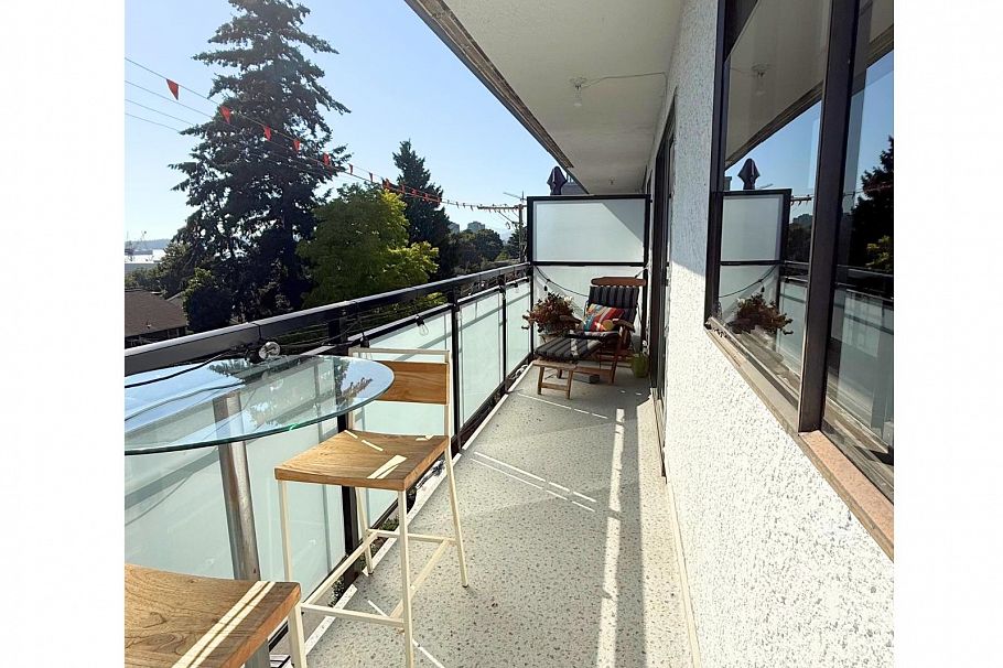 303 441 E 3rd Street North Vancouver, BC - 31