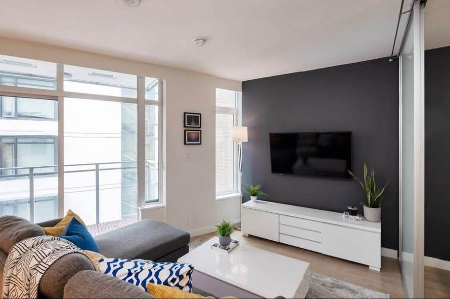 302 161 E 1st Avenue Vancouver, BC - 4