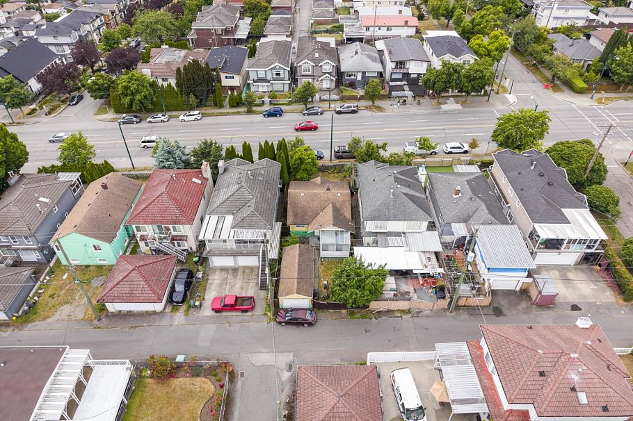 7544 Main Street Vancouver, BC - 15
