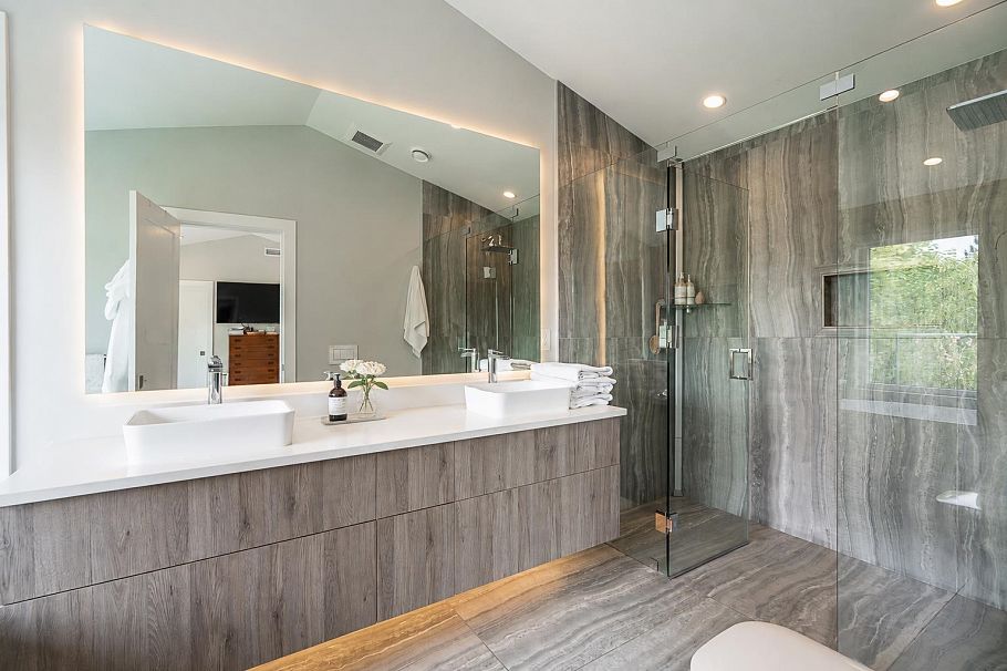 955 Forest Hills Drive North Vancouver, BC - 22