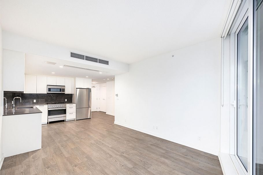 1705 1401 Hunter Street North Vancouver, BC - 18