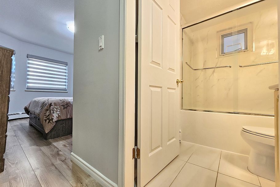 5521 Dundee Street Vancouver, BC - 23