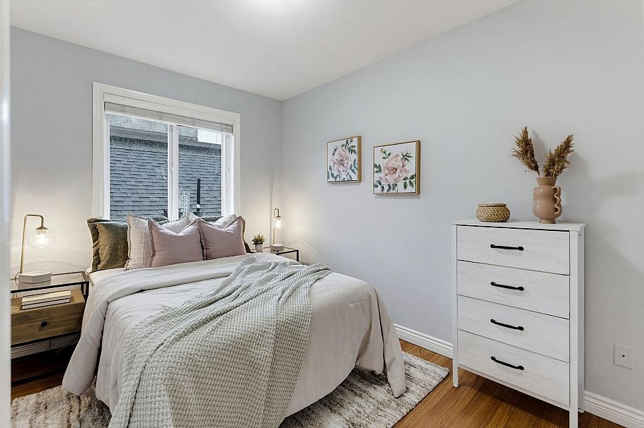 2139 Triumph Street Vancouver, BC - 10