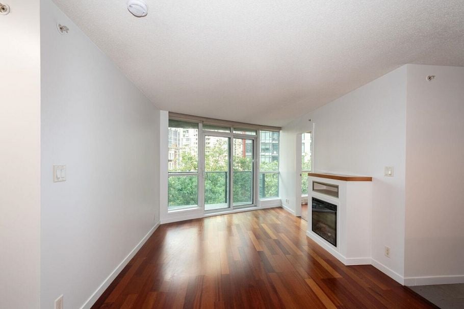 507 1189 Melville Street Vancouver, BC - 4
