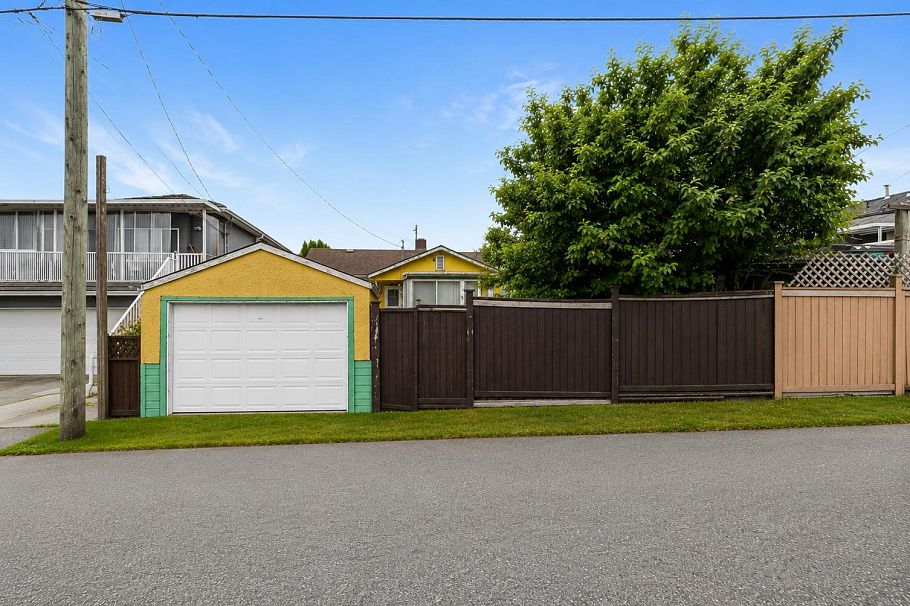 7544 Main Street Vancouver, BC - 10