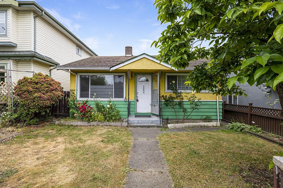 7544 Main Street Vancouver, BC - 6