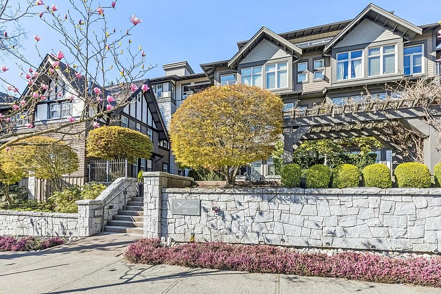 303 116 W 23rd Street North Vancouver, BC - 31