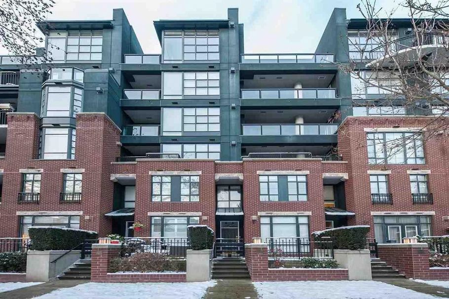 22** W 12TH AVENUE, Vancouver BC V6K 4T5 Vancouver, BC - 1