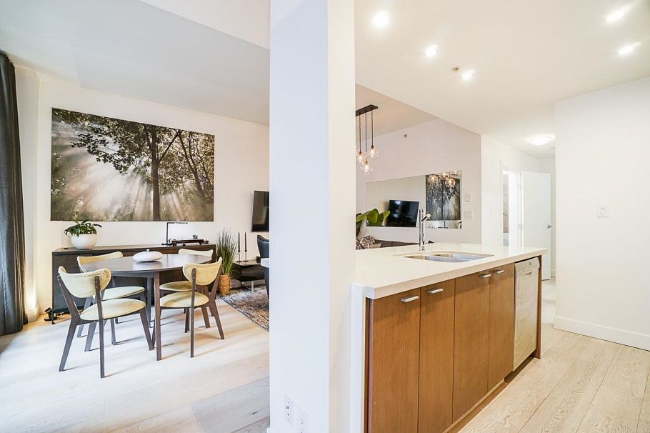 205 531 Beatty Street Vancouver, BC - 29