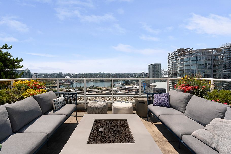 2405 550 Taylor Street Vancouver, BC - 24