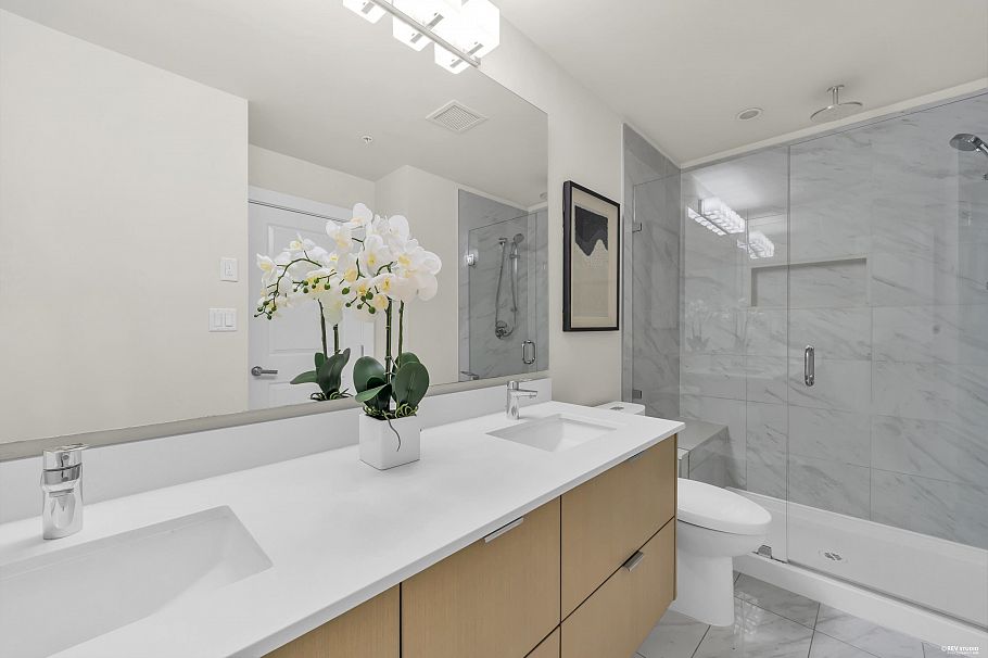 315 255 W 1st Street North Vancouver, BC - 24