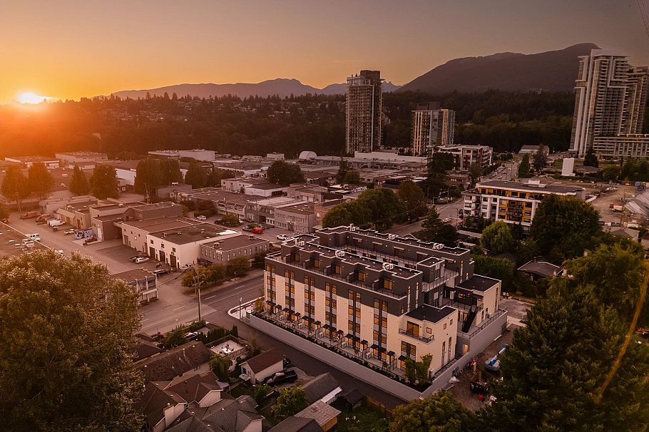 311 342 Mountain Highway North Vancouver, BC - 38