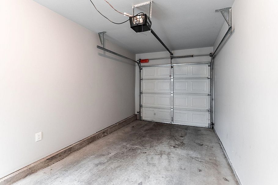 2139 Triumph Street Vancouver, BC - 16