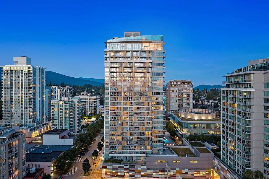 704 125 E 14th Street North Vancouver, BC - 5