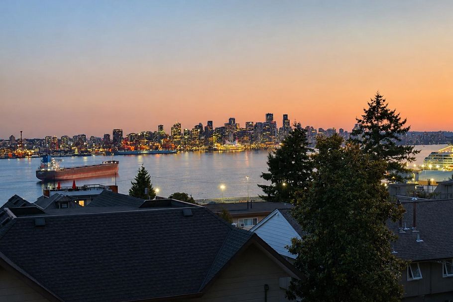 303 441 E 3rd Street North Vancouver, BC - 27