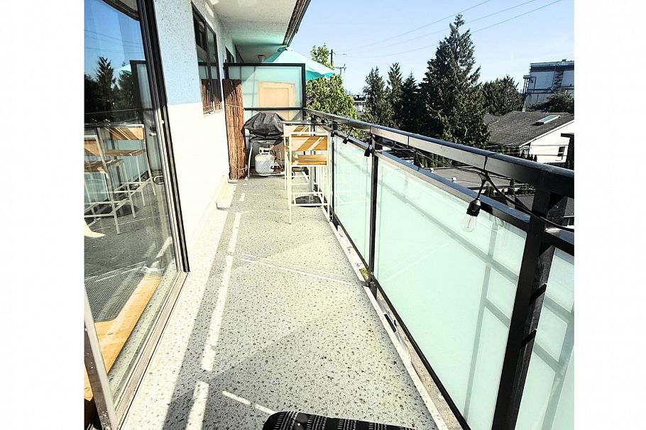 303 441 E 3rd Street North Vancouver, BC - 30