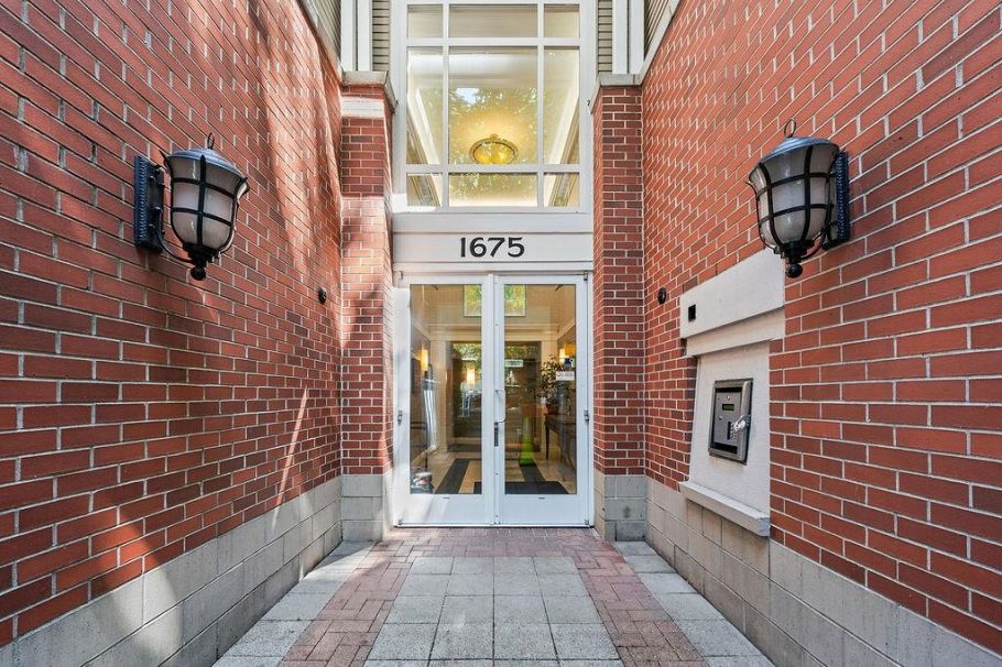 313 1675 W 10th Avenue Vancouver, BC - 28