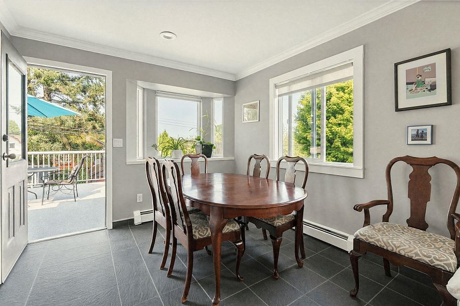 2183 Napier Street Vancouver, BC - 14